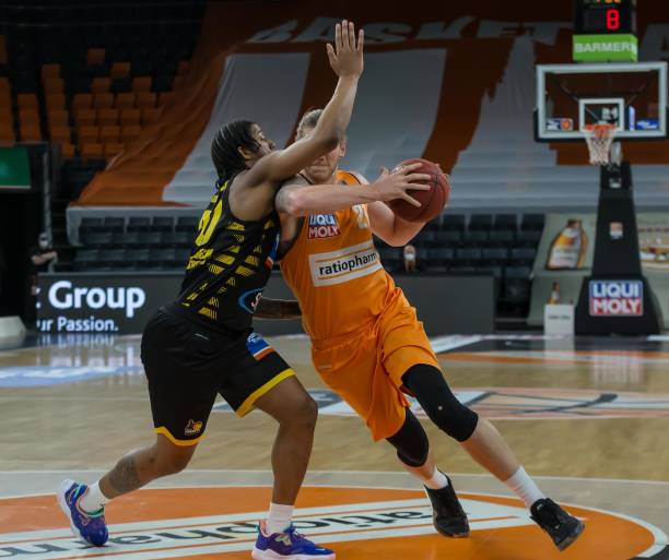 类似于于德 类似于于德