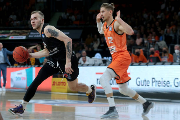 确保他们在 确保他们在