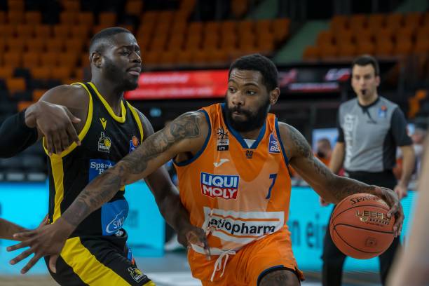 韧性与竞争 韧性与竞争