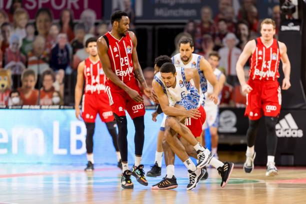 的表现尤为 的表现尤为