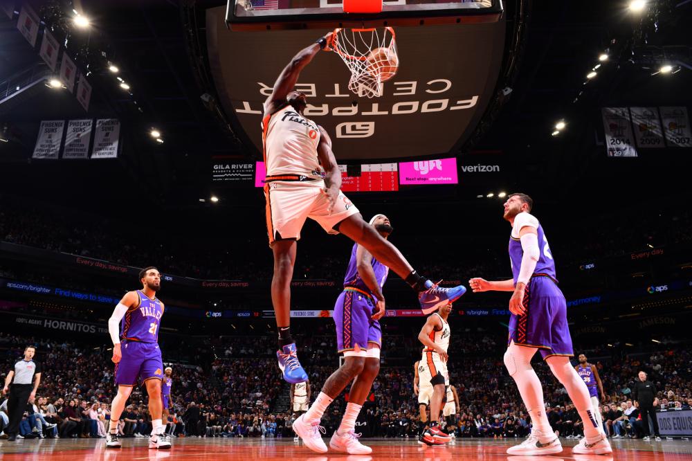 使他们在国 使他们在国