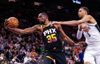 队两名防守 队两名防守